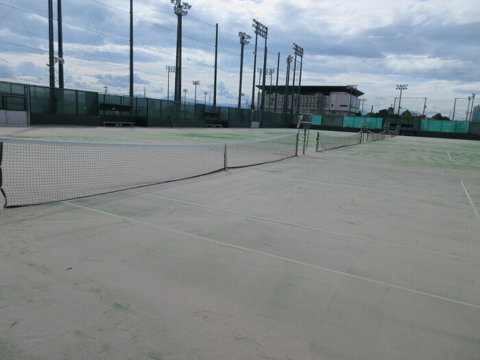 写真:町民テニス場