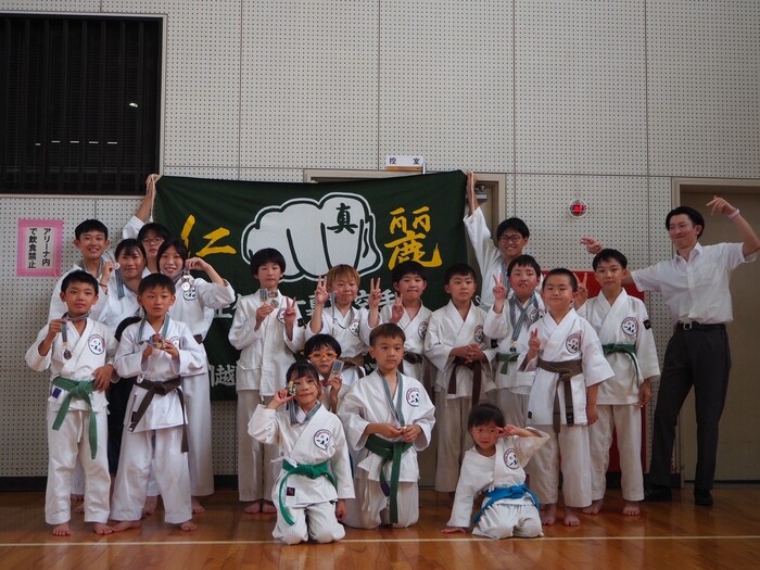 写真：空手道スポーツ少年団