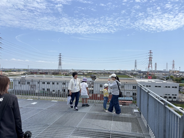 写真：発電所見学1